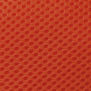 デンタル効果のあるメッシュ生地を使用。